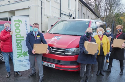 Photo of Blind Veterans UK supporting Llanfairfechan food bank during lockdown